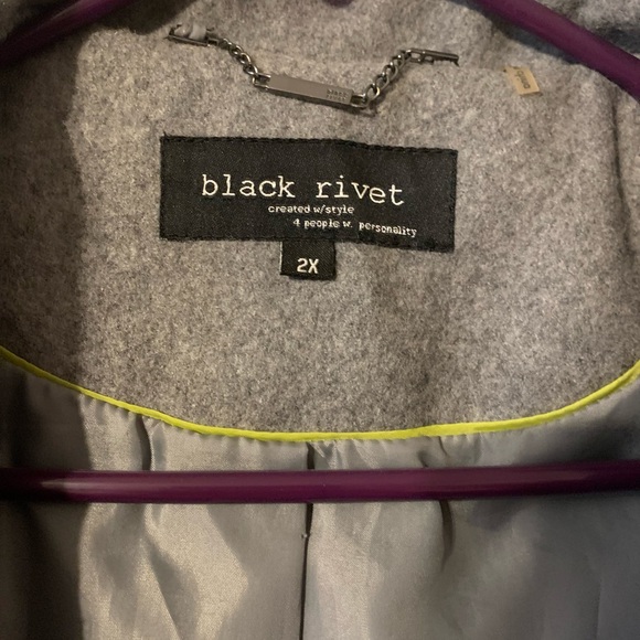 Black Rivet- Grey coat. Size 2x. Lightly used. Great for heights 5ft and under. - Picture 2 of 3